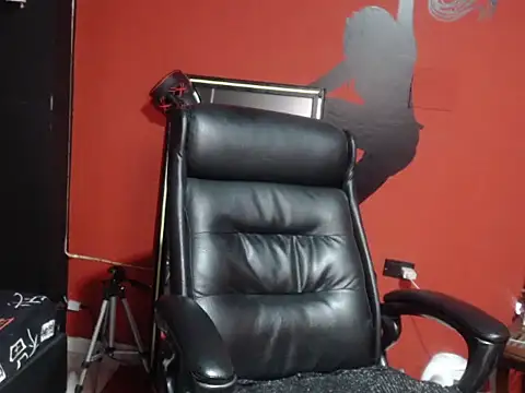 KLOE PIELL online show from March 18, 10:57 pm