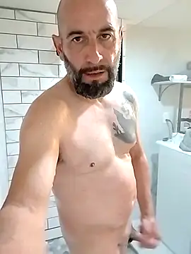 mikeystrong online show from December 2, 9:17 pm