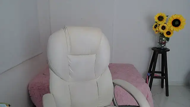 Ghada milf online show from November 25, 3:34 pm