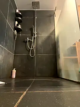 an0niem online show from September 20, 1:12 pm