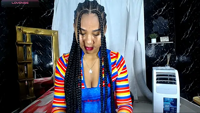 Hillary queen online show from November 30, 12:31 pm