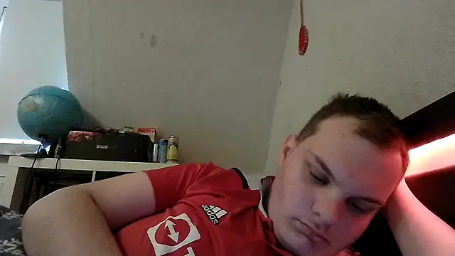 Snapshot of Nicolasjlhkjzl chatting on April 6, 5:08 am Nicolasjlhkjzl online show from April 6, 5:08 am