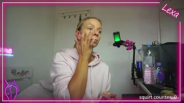 Lexa xoxo online show from November 11, 7:52 am