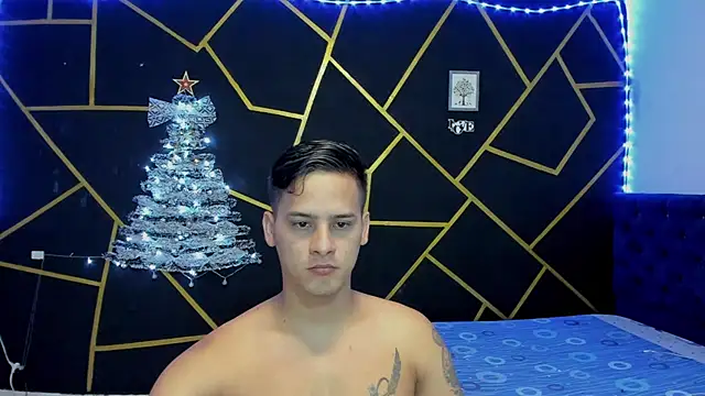 Snapshot of JANER_03 chatting on December 4, 2:15 pm JANER 03 online show from December 4, 2:15 pm