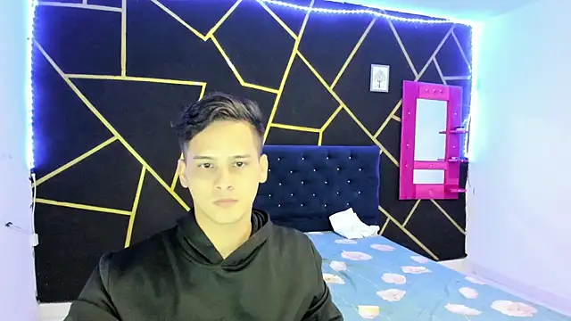 Snapshot of JANER_03 chatting on March 13, 12:37 am JANER 03 online show from March 13, 12:37 am