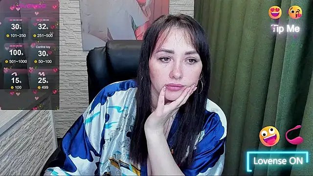 Snapshot of Kendra_SXY chatting on February 14, 2:28 am Kendra SXY online show from February 14, 2:28 am