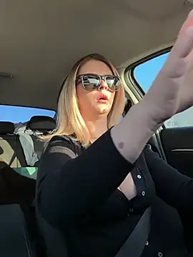 Love Bri online show from February 6, 11:13 am