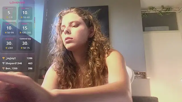 AyreenMoore online show from July 8, 7:18 pm