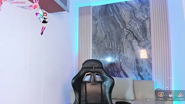 ailynBlaze online show from October 7, 7:27 am