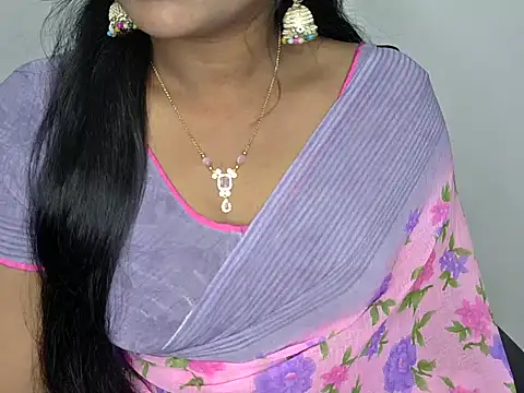 shila20 online show from February 18, 5:42 pm