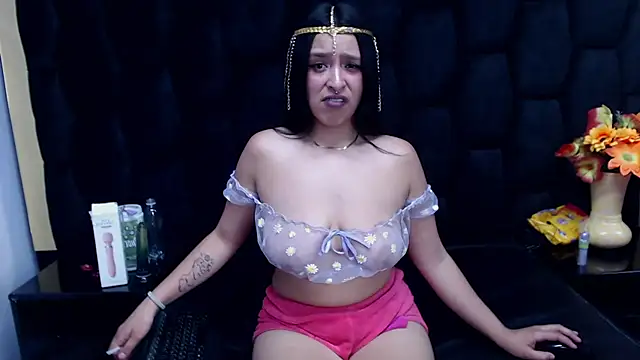 Sarah Hornny online show from December 21, 9:44 am