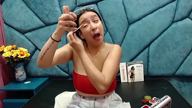 Sarah Hornny online show from January 28, 2:53 am