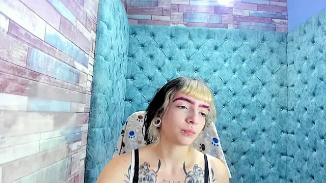 Samantha Smiith online show from January 18, 4:05 am