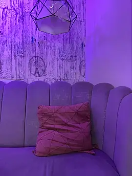 AbyThompson online show from December 15, 3:27 pm