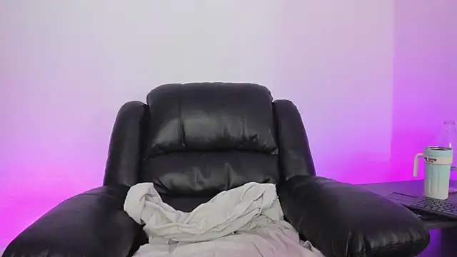 JamesGraay online show from January 10, 10:28 am