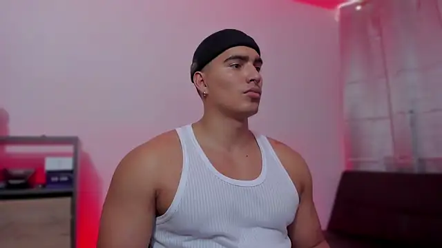 JamesGraay online show from September 21, 9:05 pm