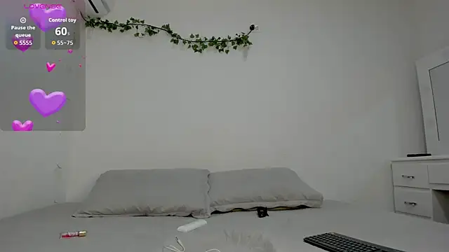 ashley lemus online show from December 2, 11:56 pm