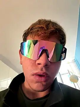 calleaaaa online show from November 5, 10:26 am