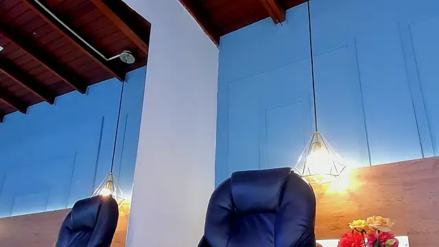 Snapshot of andymiller_ chatting on February 19, 5:06 pm andymiller online show from February 19, 5:06 pm