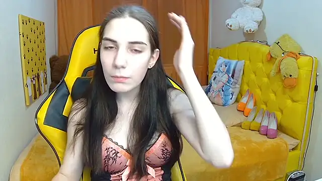 Snapshot of NikaStark_ chatting on February 1, 7:23 pm NikaStark online show from February 1, 7:23 pm