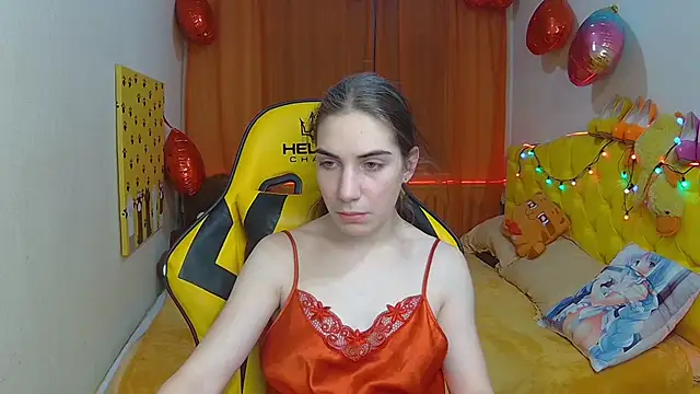 Snapshot of NikaStark_ chatting on March 5, 10:21 pm NikaStark online show from March 5, 10:21 pm