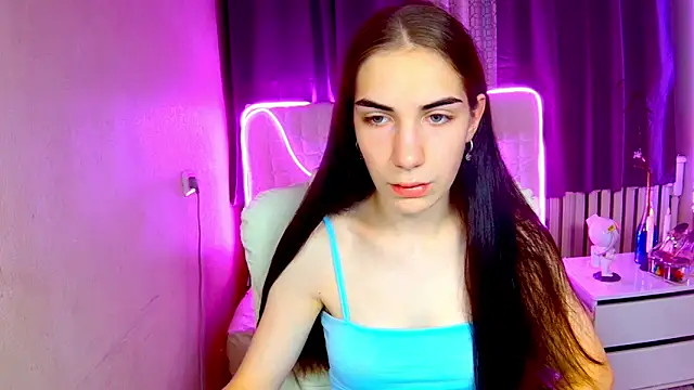Snapshot of NikaStark_ chatting on September 9, 6:13 am NikaStark online show from September 9, 6:13 am