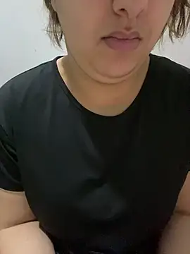 yassminsexy22 online show from March 6, 7:10 pm