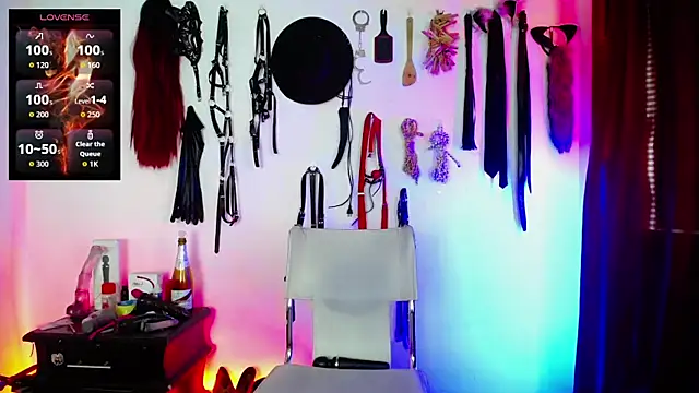 Snapshot of akinoro_ chatting on September 10, 7:14 pm akinoro online show from September 10, 7:14 pm