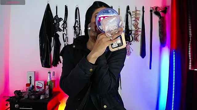 Snapshot of akinoro_ chatting on October 4, 4:49 pm akinoro online show from October 4, 4:49 pm