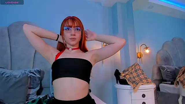 sweeet peach online show from December 3, 10:40 pm