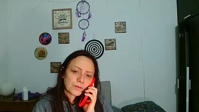 catalinamommyx online show from May 12, 2:19 am