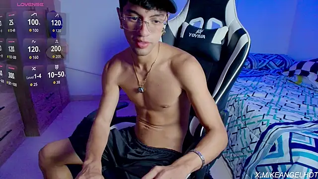 Angelligth online show from April 9, 3:50 am