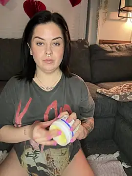 NaomiSquirts online show from February 14, 9:53 pm