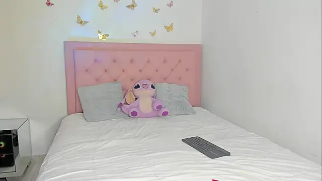 Snapshot of _violetadulce chatting on September 25, 1:42 am  violetadulce online show from September 25, 1:42 am