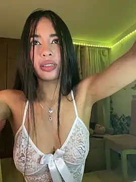 Snapshot of lina_pink chatting on March 16, 3:25 am lina pink online show from March 16, 3:25 am