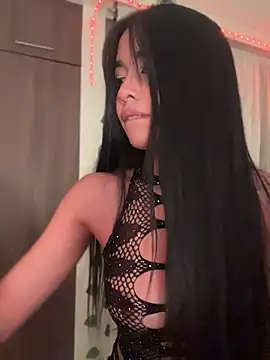 Snapshot of lina_pink chatting on June 13, 2:09 am lina pink online show from June 13, 2:09 am