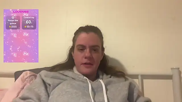 Jess4you0818 online show from December 7, 10:50 pm