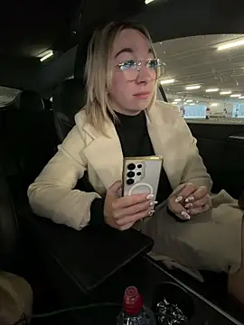 Giuliana baby online show from March 25, 6:41 am