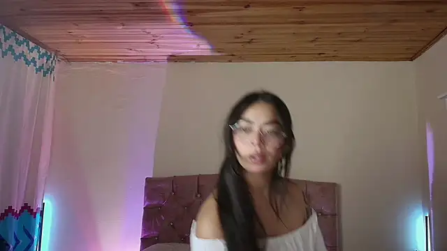 miaa saenz1 online show from February 18, 3:24 am