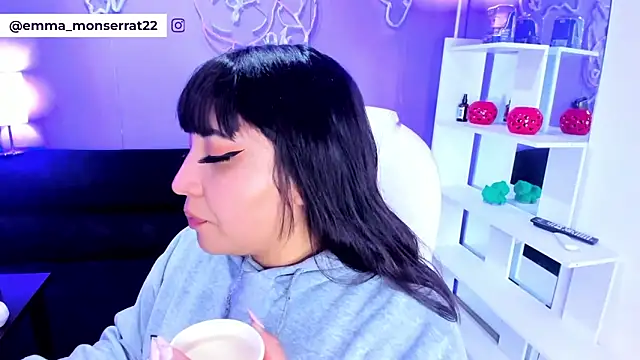 Emma monserrat online show from April 2, 11:19 am