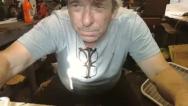 llovetoshowoff online show from July 15, 10:37 pm