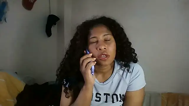 Ivon-09 online show from December 10, 2:06 pm