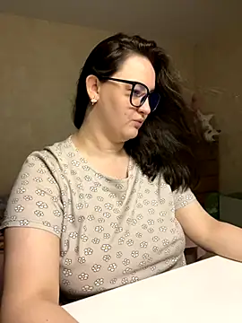 hungry1bunny online show from November 7, 5:02 pm