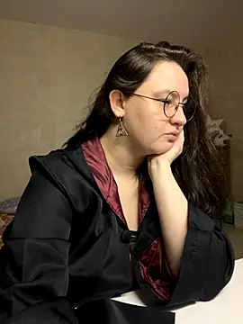 hungry1bunny online show from November 15, 5:42 pm