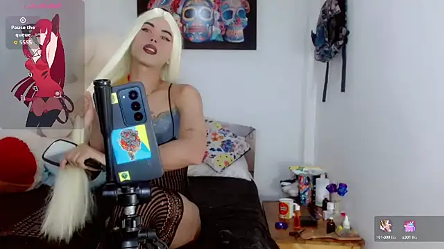 poison girl21 online show from May 26, 4:36 pm