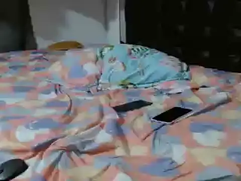 Snapshot of charlotte_slut chatting on December 30, 10:34 pm charlotte slut online show from December 30, 10:34 pm