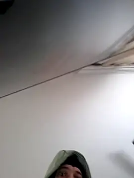 jorgeeetee18 online show from April 22, 2:40 pm