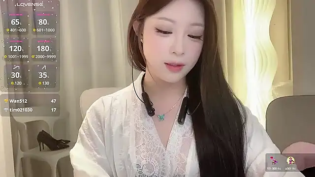 zhuzhu-520- online show from December 10, 4:49 pm