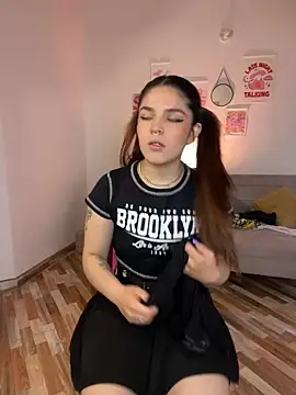 Mariangeel online show from December 8, 6:06 pm