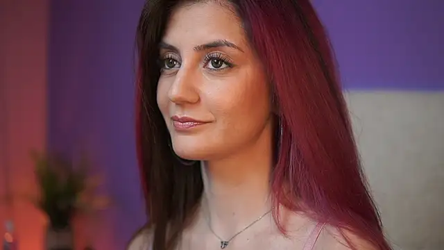 Snapshot of SabrinaHope chatting on May 4, 10:39 pm SabrinaHope online show from May 4, 10:39 pm